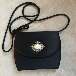 Silk Satin Classic 🌺French-Chic🌺 Pearl Embellished Evening Bag